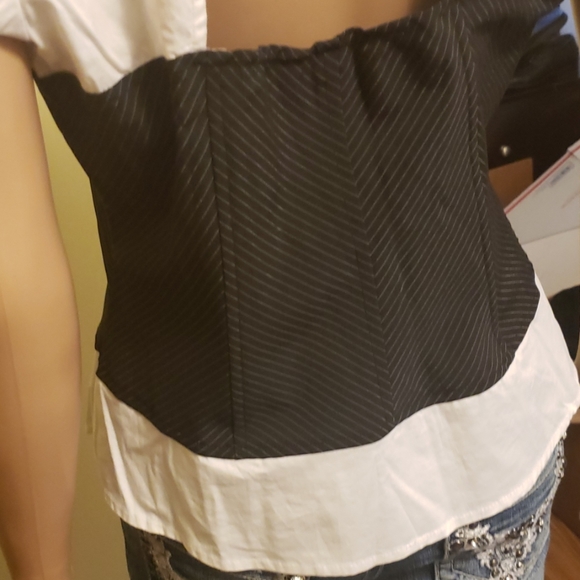 Top - Picture 4 of 6